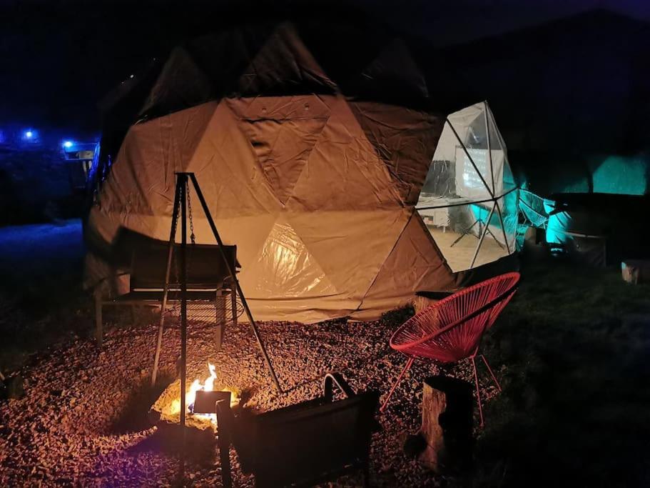 Apartament Lincoln Star Dome, Hot Tub, Bbq Langworth Zewnętrze zdjęcie